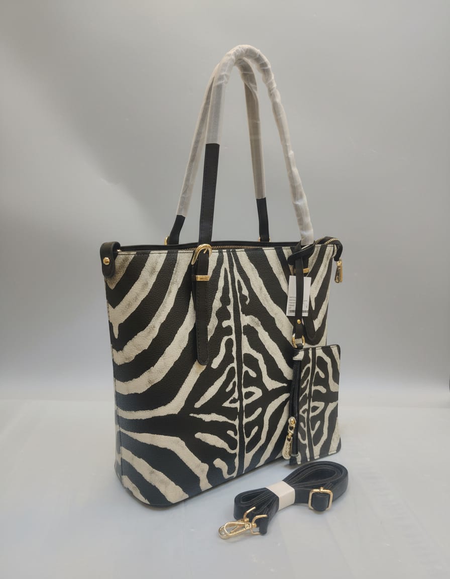 Premium Big Tote Bag for Girls | Stylish Black Office & College Tote Handbag | 4 Compartments + 2 Inside Pockets | Spacious Daily Use Tote Bag with Zip Closure