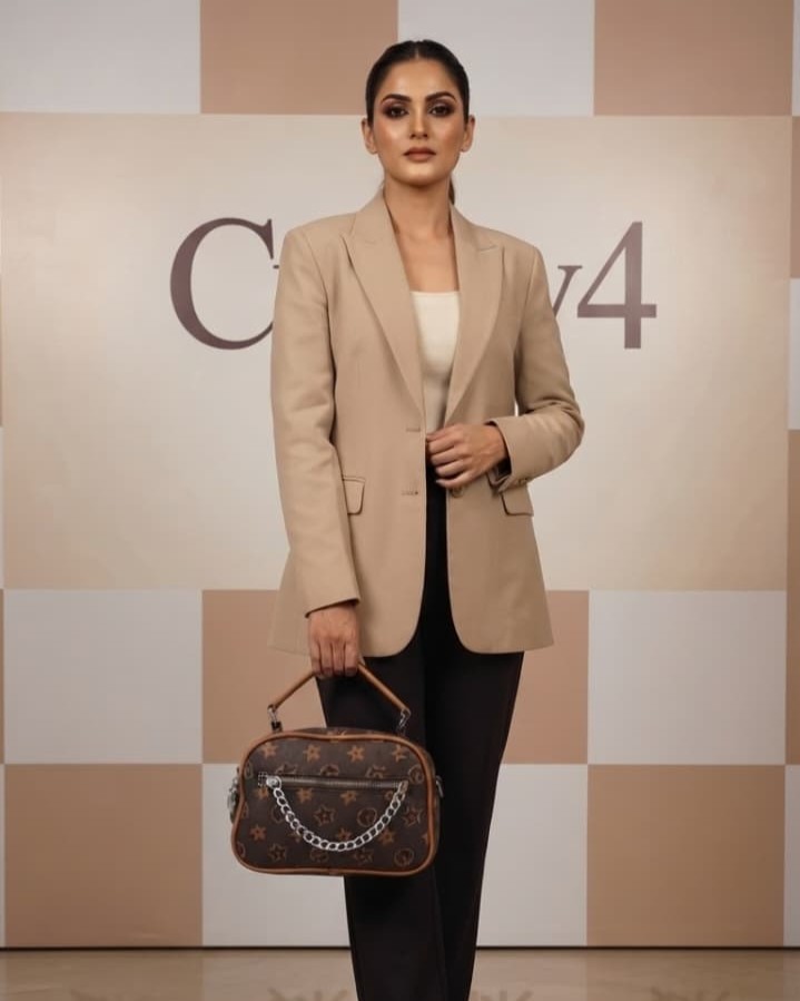 Imported High-End Convertible Sling Bag with Top Handle | Premium Women’s Crossbody & Handheld Bag for Casual & Formal Fashion
