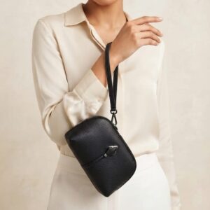 Imported High-End Fashion PU Handkit Clutch in Black | Elegant Women’s Handheld Bag for Party, Casual & Formal Use