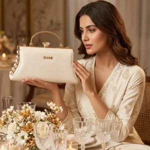 Edone High-Metal Party Look Clutch in Light Gold | Luxury Functions & Evening Purse with Inside Pocket
